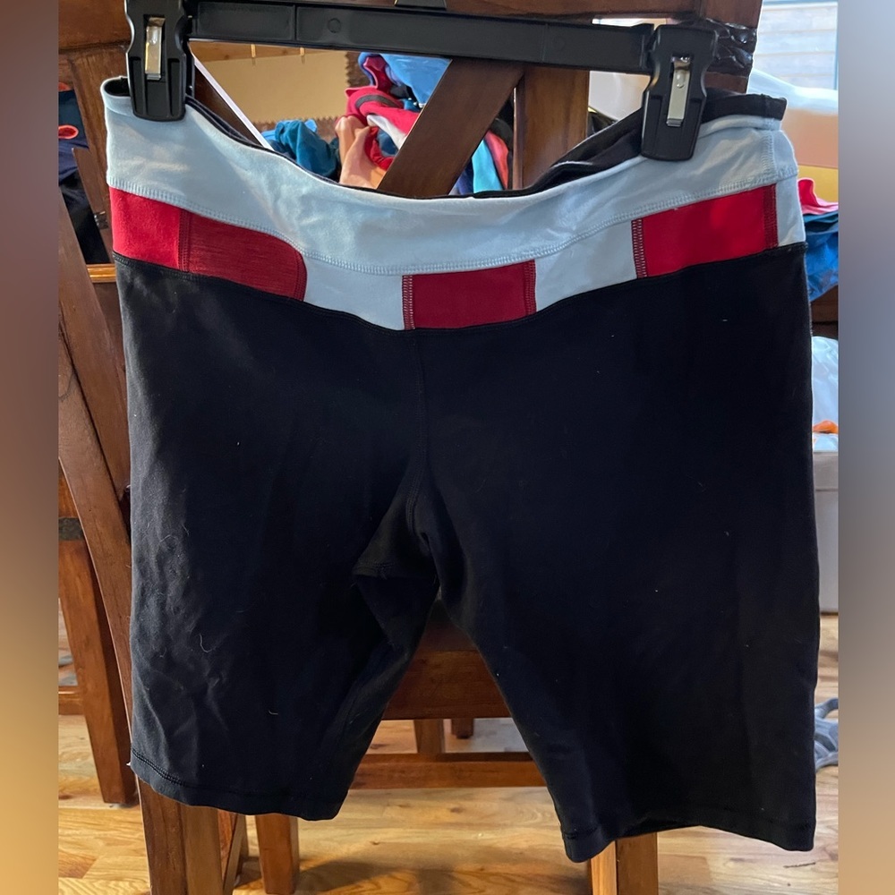 Lululemon shorts reversible size 10